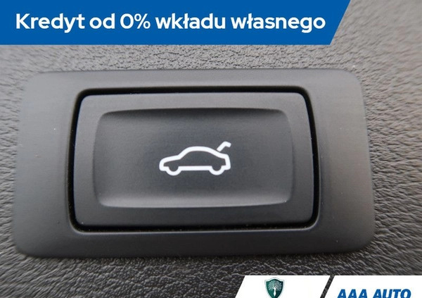 Audi A4 cena 70000 przebieg: 231114, rok produkcji 2016 z Kutno małe 301